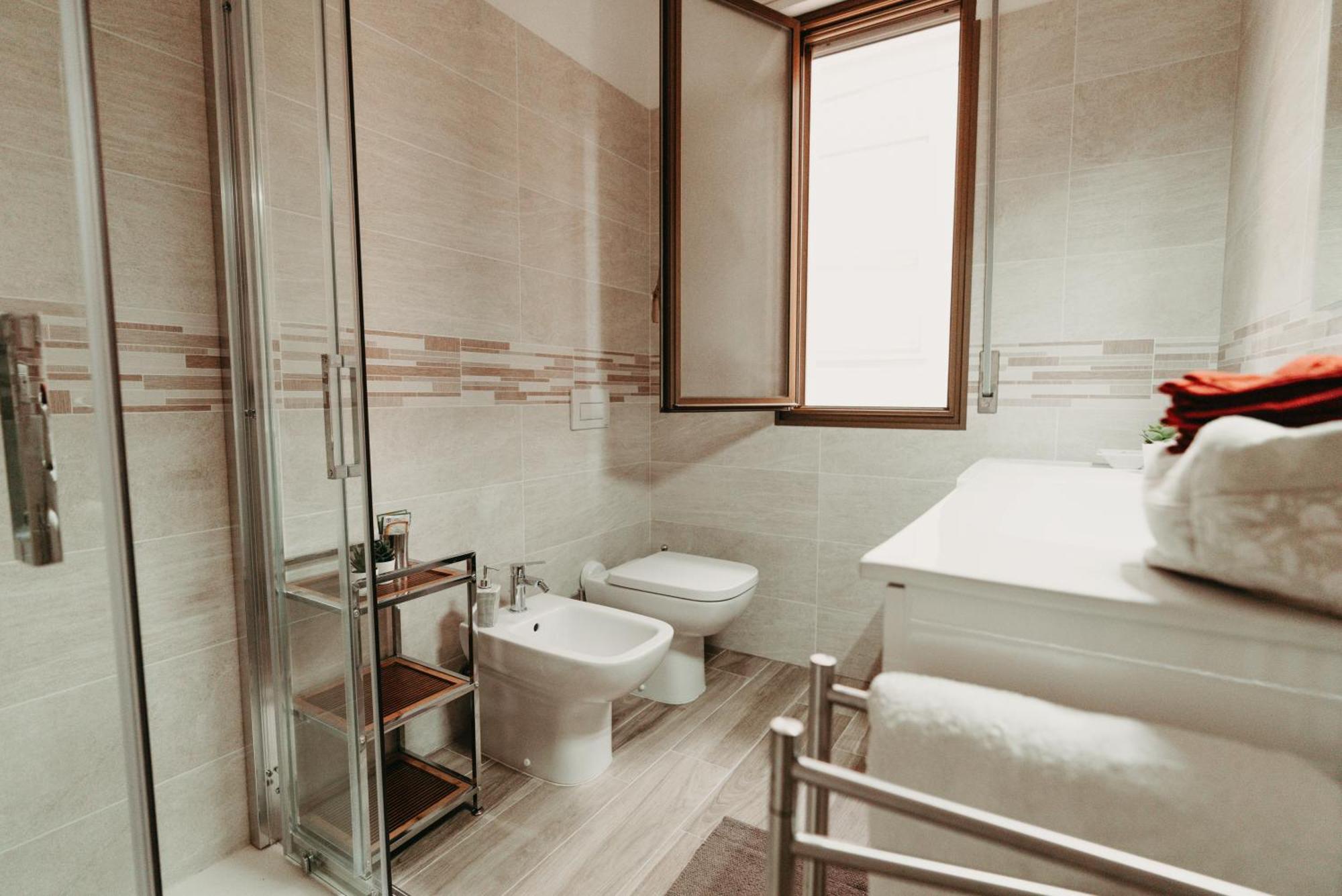 Casa Vacanze Domus Pompeo Ravenna Ngoại thất bức ảnh